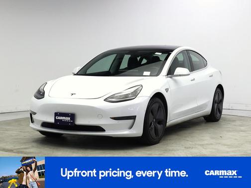 White 2019 Tesla Model 3 Standard Range Plus