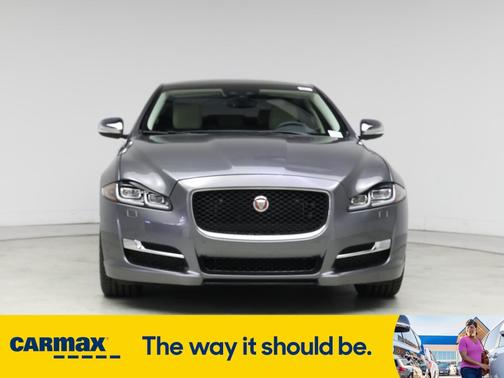 2019 Jaguar XJ R-Sport