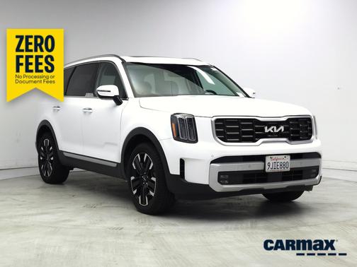 White 2024 Kia Telluride SX