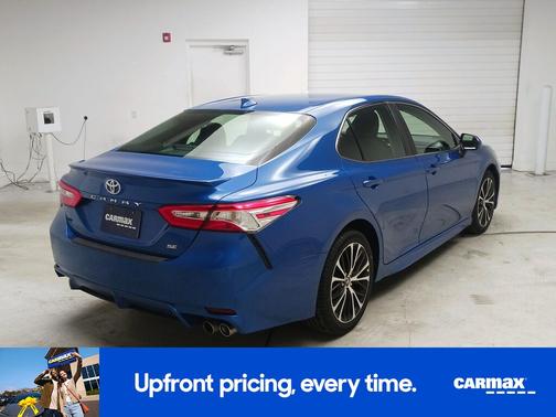 2020 Toyota Camry SE