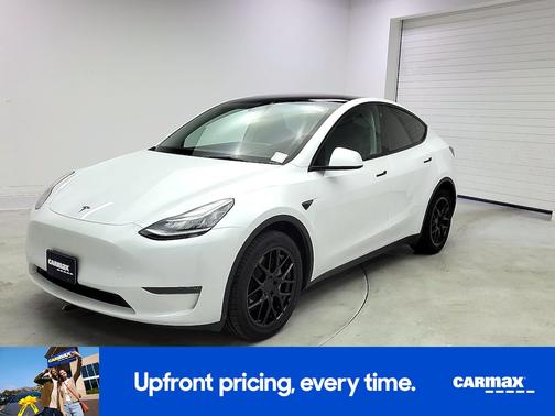 White 2023 Tesla Model Y Long Range