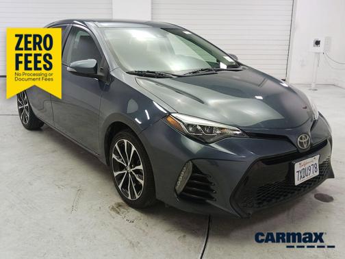 Gray 2017 Toyota Corolla SE