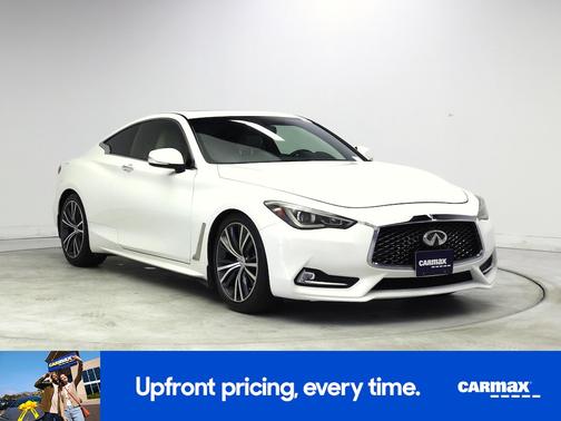 White 2017 INFINITI Q60 Premium
