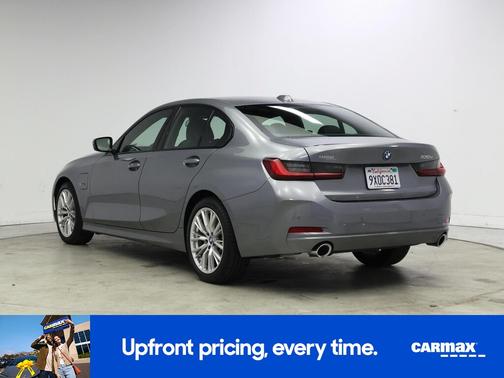 2023 BMW 330e 