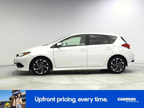 White 2017 Toyota Corolla iM