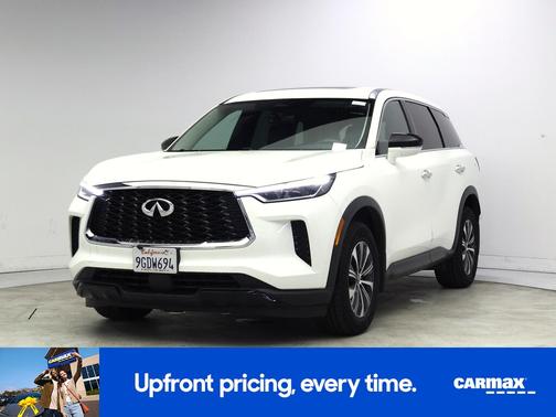 White 2023 INFINITI QX60 Pure