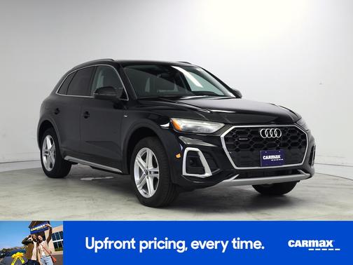 Black 2024 Audi Q5 S-Line Premium