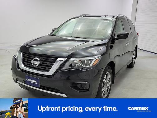 Black 2020 Nissan Pathfinder S