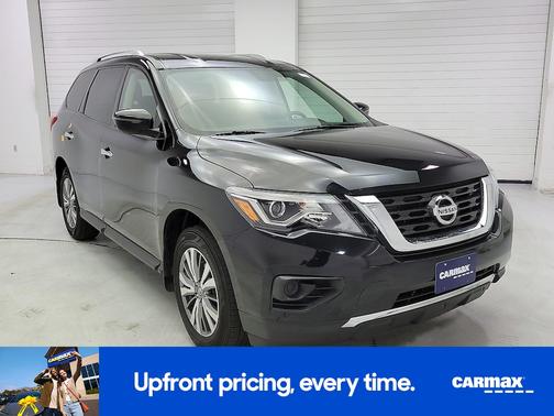 Black 2020 Nissan Pathfinder S