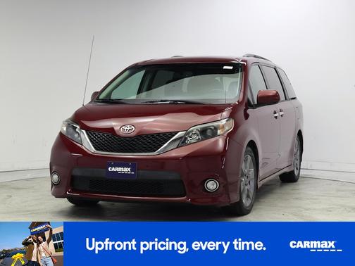 Red 2014 Toyota Sienna SE