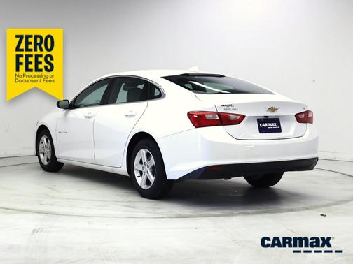 White 2023 Chevrolet Malibu 1LT