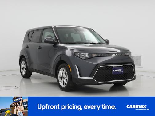 Gray 2025 Kia Soul LX