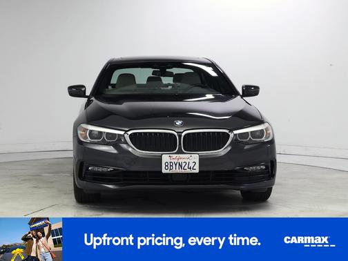 Gray 2018 BMW 530e iPerformance