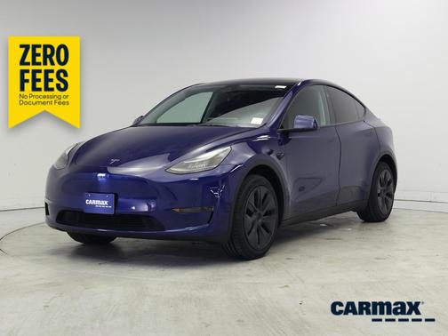 Blue 2024 Tesla Model Y Long Range
