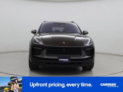 2023 Porsche Macan T
