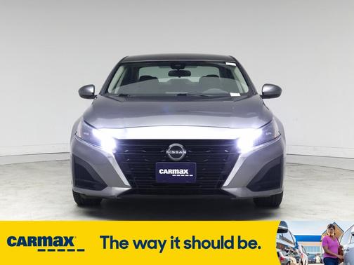 2023 Nissan Altima SV