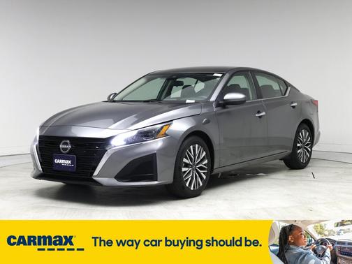 2023 Nissan Altima SV