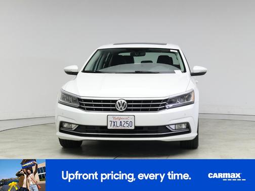 2017 Volkswagen Passat SE
