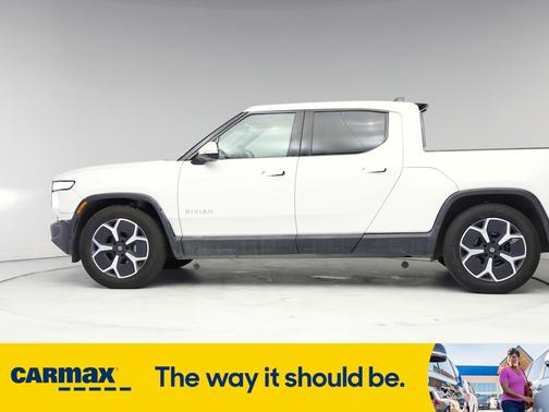 2024 Rivian R1T Adventure Dual-Motor Large