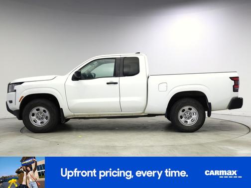 2023 Nissan Frontier S