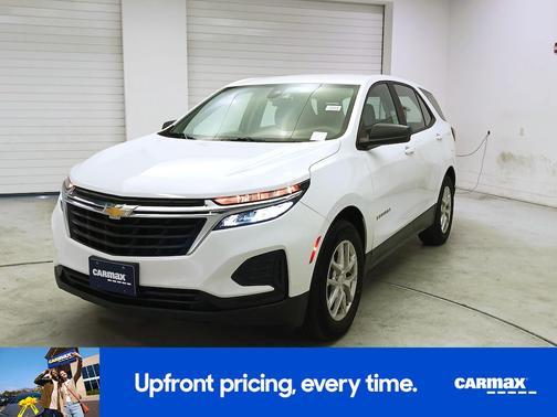 White 2023 Chevrolet Equinox LS