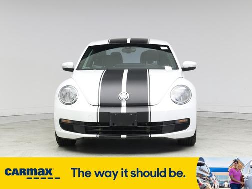 2016 Volkswagen Beetle SE