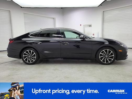 Black 2020 Hyundai SONATA SEL Plus