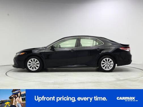 Black 2018 Toyota Camry LE