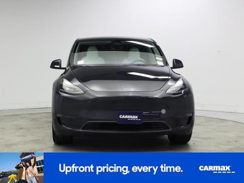 Gray 2024 Tesla Model Y Long Range