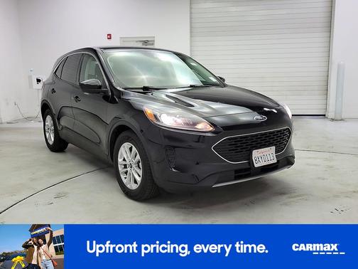 Black 2021 Ford Escape SE