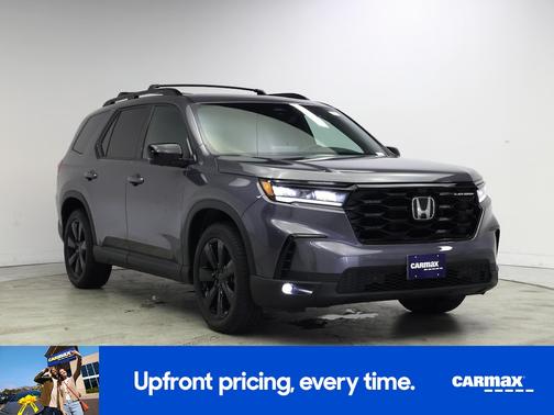 Gray 2025 Honda Pilot Black Edition
