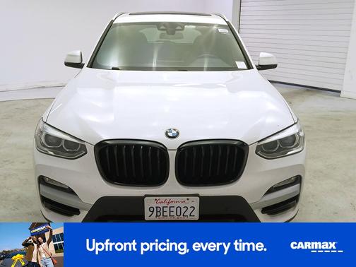 White 2018 BMW X3 XDrive30i