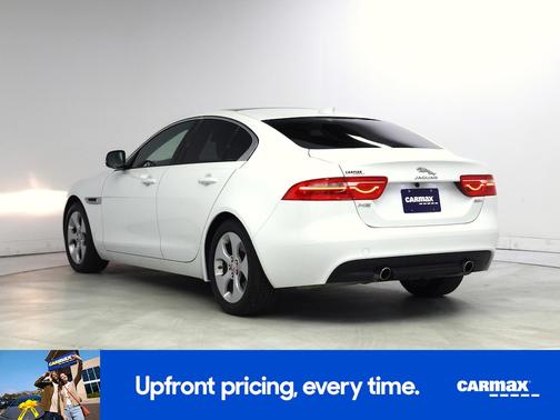 White 2017 Jaguar XE 25t