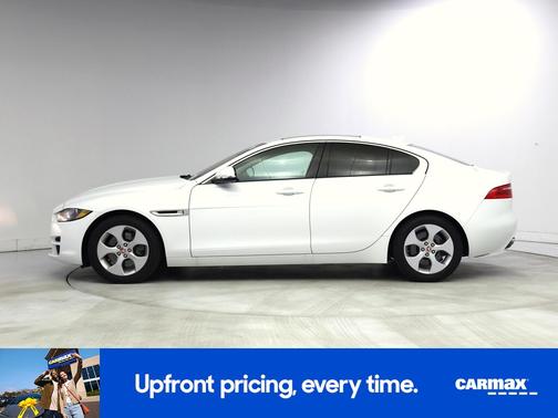 White 2017 Jaguar XE 25t