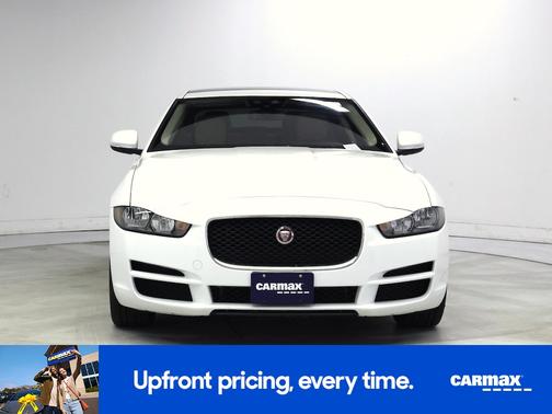 White 2017 Jaguar XE 25t