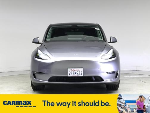 2025 Tesla Model Y Performance