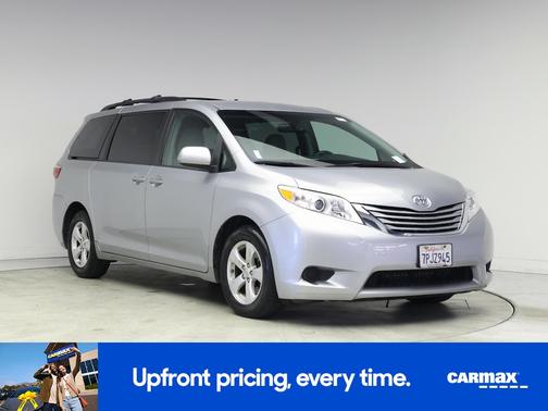 2015 Toyota Sienna LE