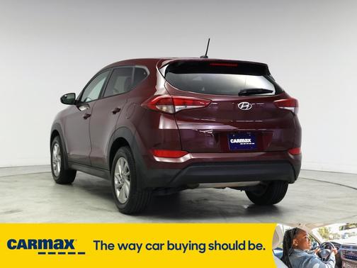 2017 Hyundai TUCSON SE