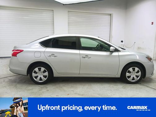 Gray 2017 Nissan Sentra SV