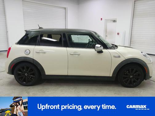 White 2015 MINI Hardtop S