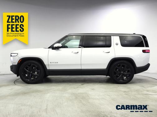 White 2025 Rivian R1S Adventure Dual-Motor Max