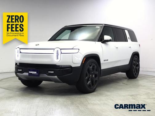 White 2025 Rivian R1S Adventure Dual-Motor Max