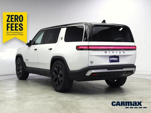 White 2025 Rivian R1S Adventure Dual-Motor Max