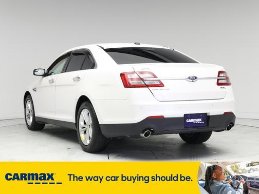 2018 Ford Taurus SEL