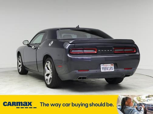 2016 Dodge Challenger SXT Plus