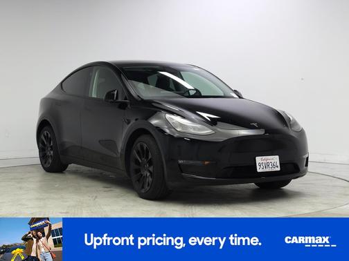 Black 2023 Tesla Model Y Long Range