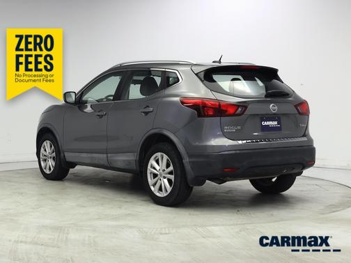 Gray 2017 Nissan Rogue Sport SV