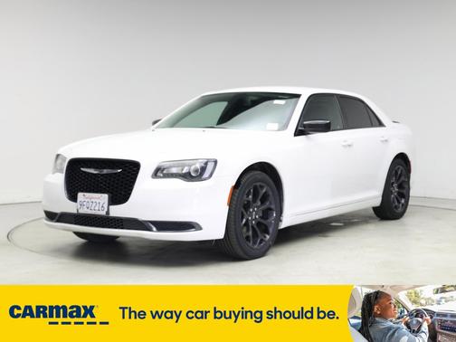 2020 Chrysler 300 Touring