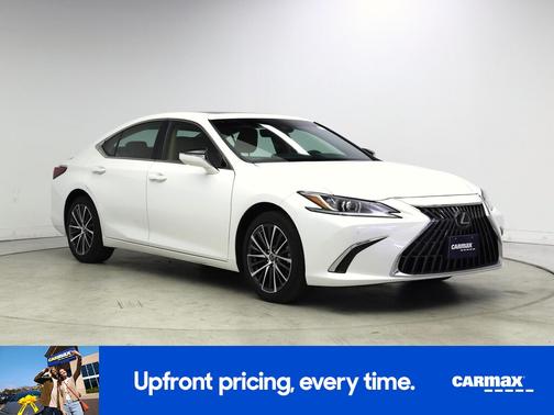 2023 Lexus ES 300h 