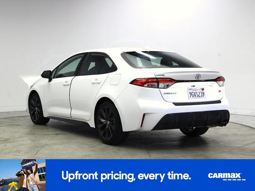 White 2023 Toyota Corolla SE